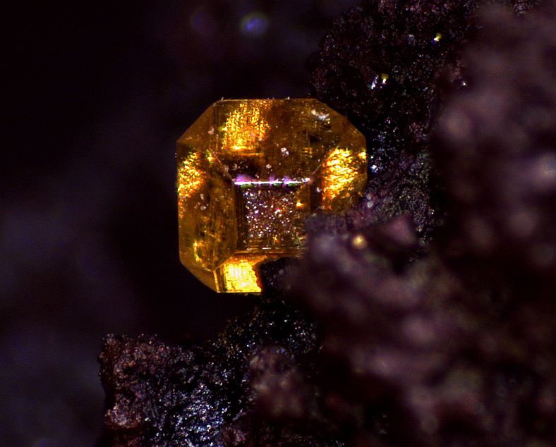 Wulfenite from Whim Creek Australia